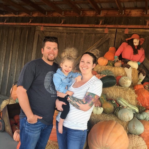 Meet your Posher, Kayla - Picture 1 of 1